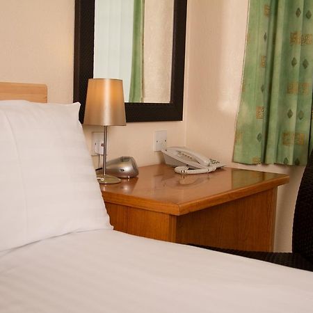 Travelrest Fareham Solent Gateway Hotel Kültér fotó